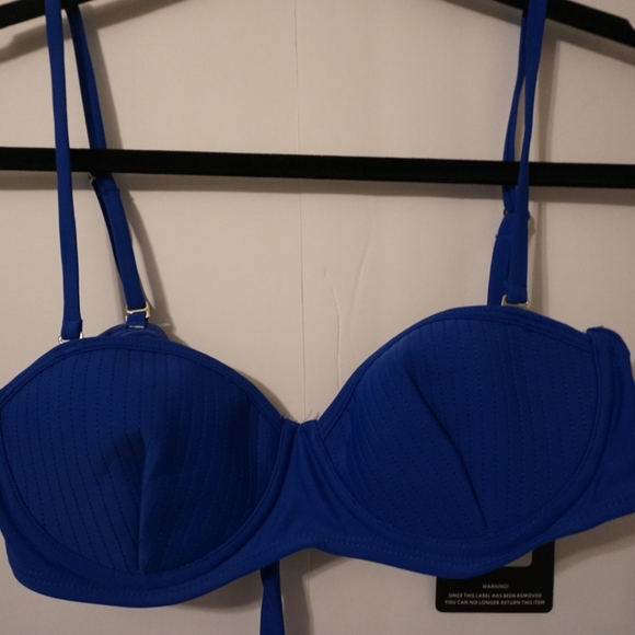 Pretty little thing swim suits. - Picture 3 of 8